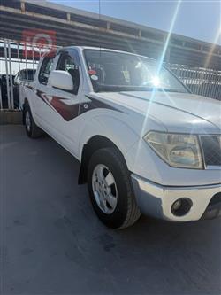 نيسان نافارا